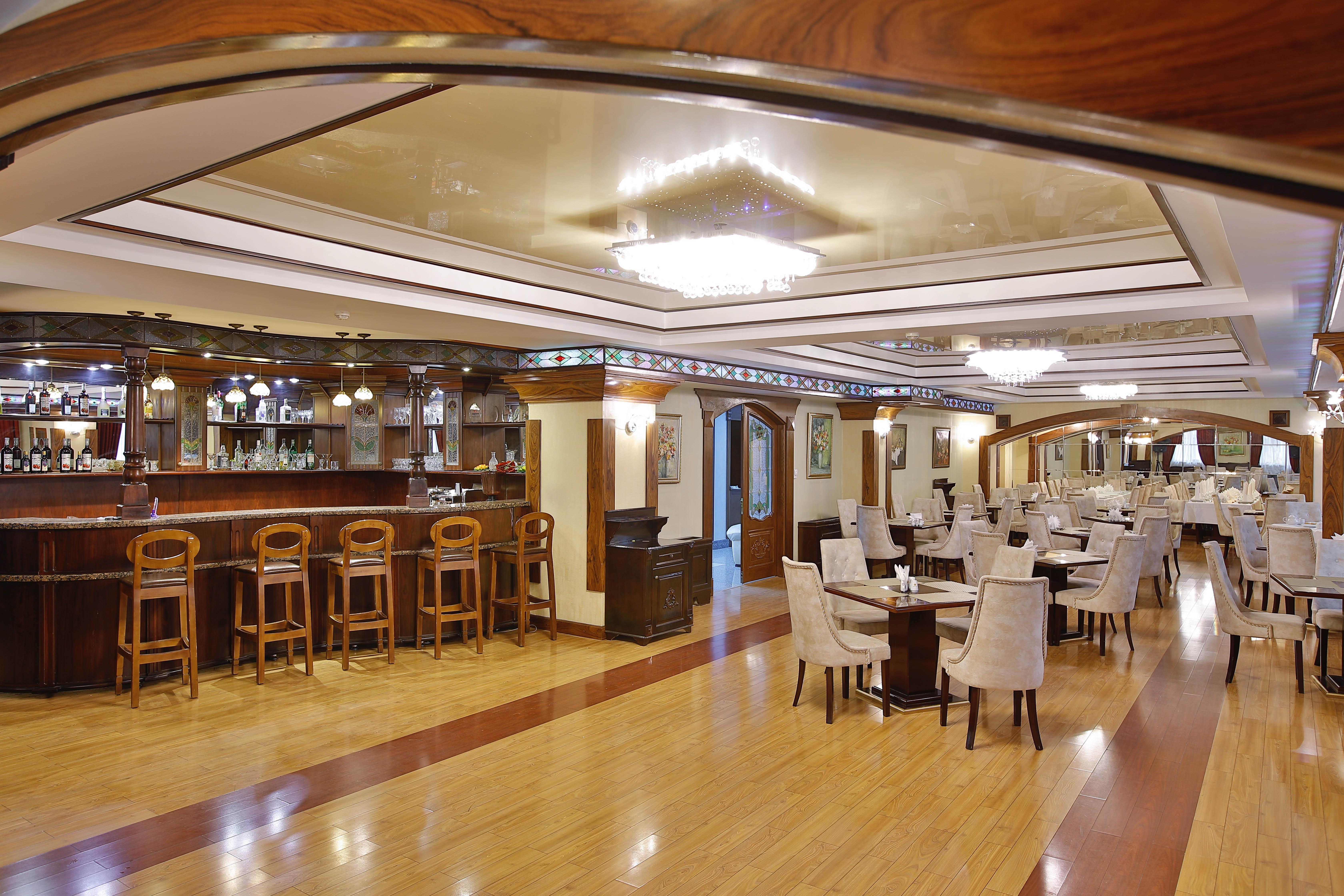 Ganjali Plaza Hotel Baku Restaurante foto