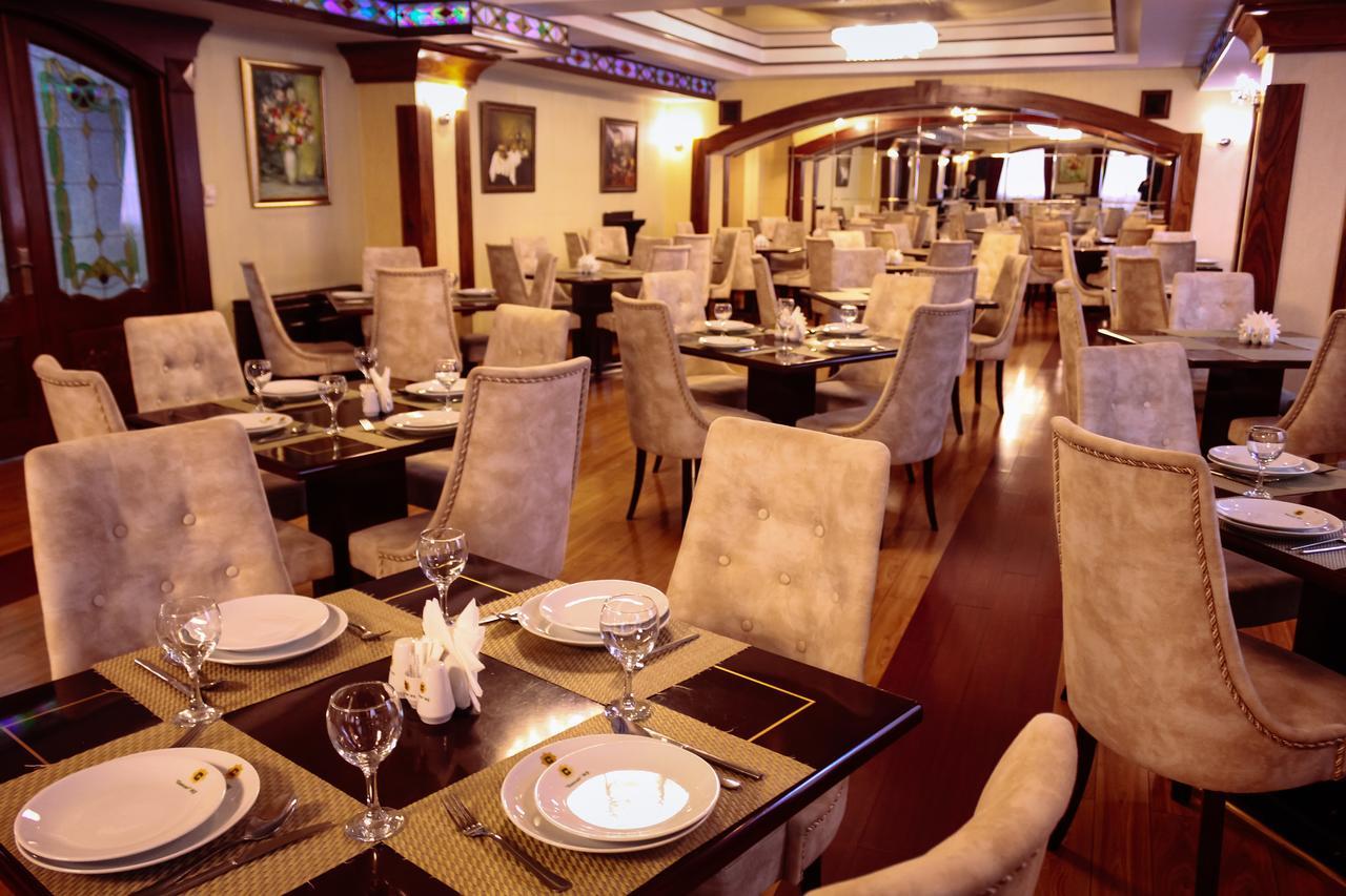 Ganjali Plaza Hotel Baku Exterior foto
